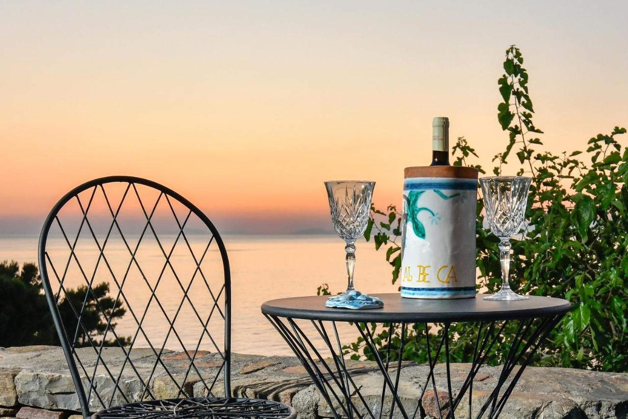 Albeca Boutique Hotel - Relais De Charme Sul Mare Castellabate Dış mekan fotoğraf